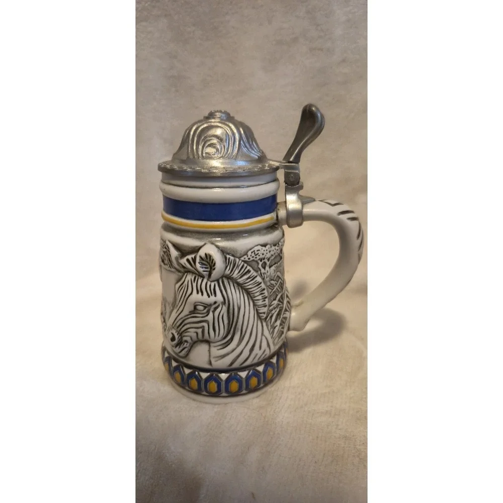 Avon Endangered Species Mountain Zebra Mini Beer Stein 1992 Brazil‎